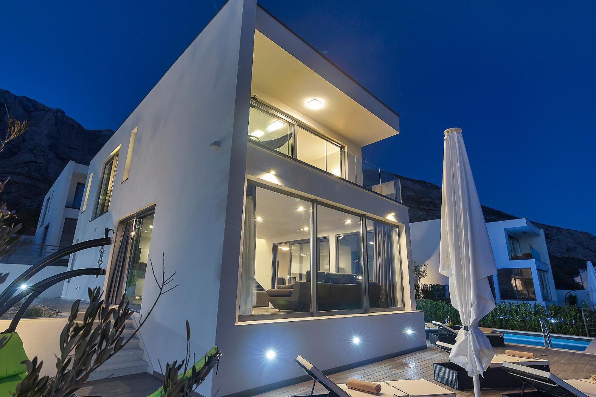 Luxury * Makarska